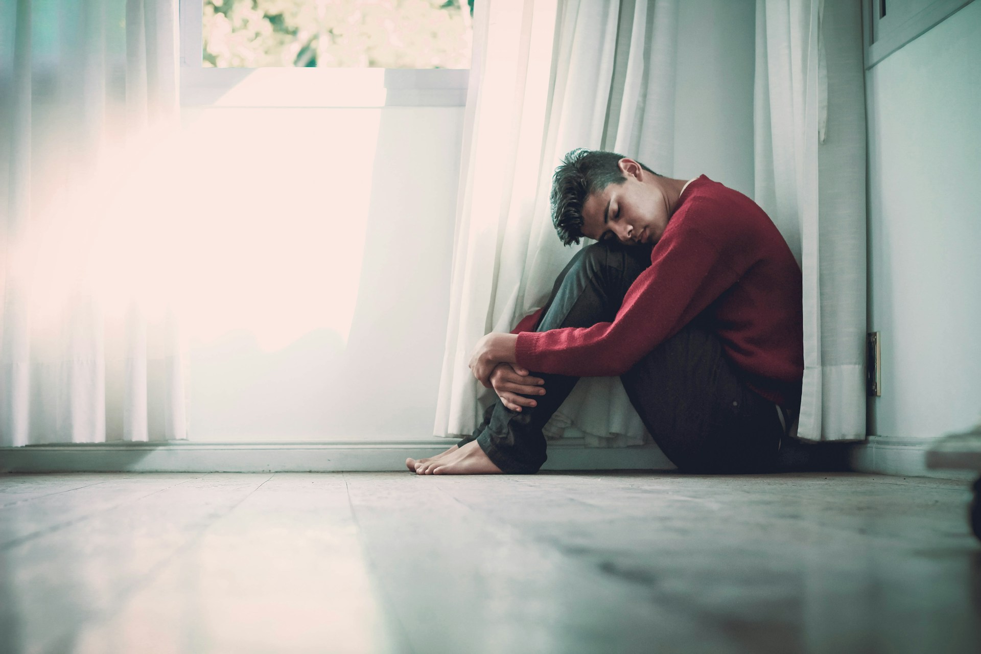 Struggling To Love? You Might Have Avoidant Attachment Style